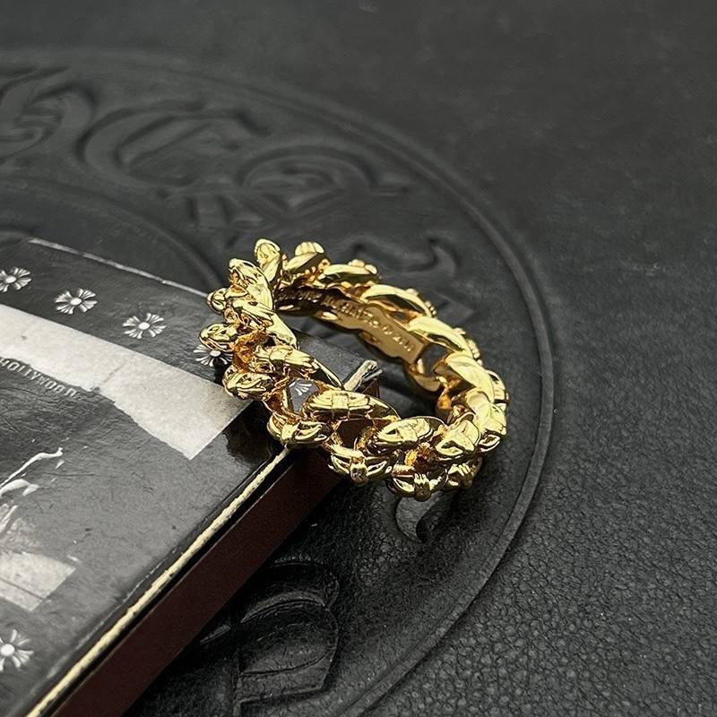 Ch**me He**ts twisted chain ring