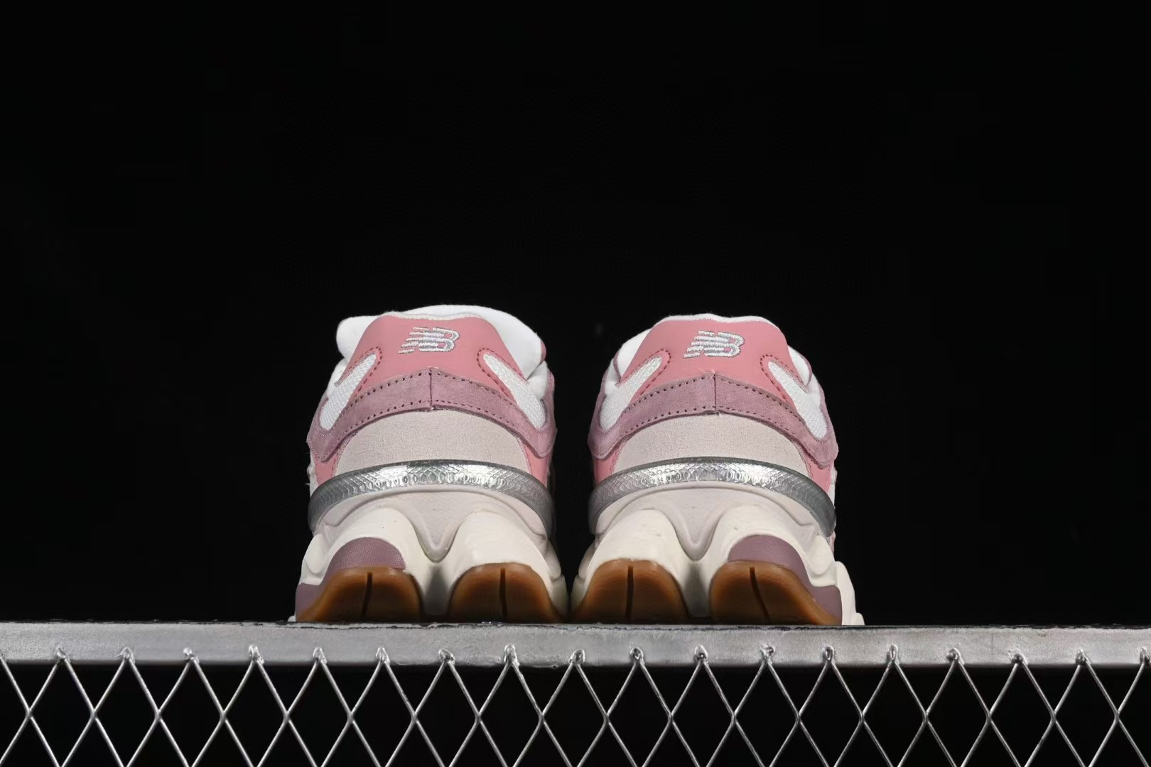 ua new Ba1an*e 9060 "rose pink"