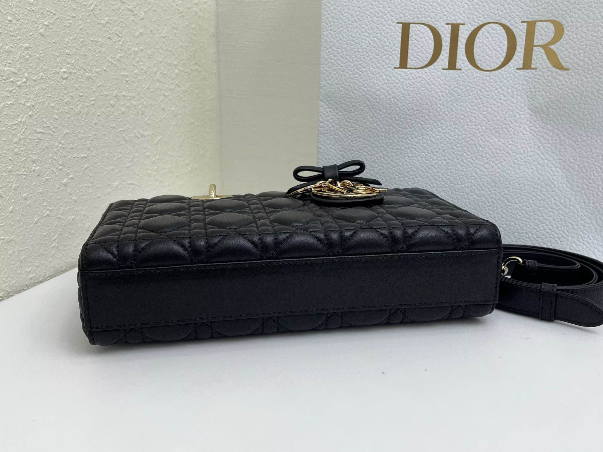 D*or medium lady d-joy bag 26 x13.5 x 5 cm
