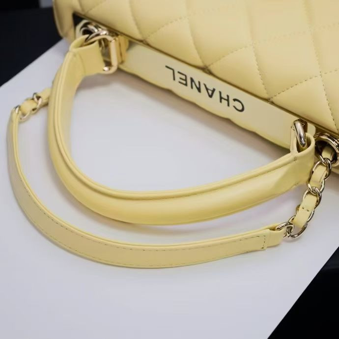 Ch*el flap bag with top handle 17x25x12cm