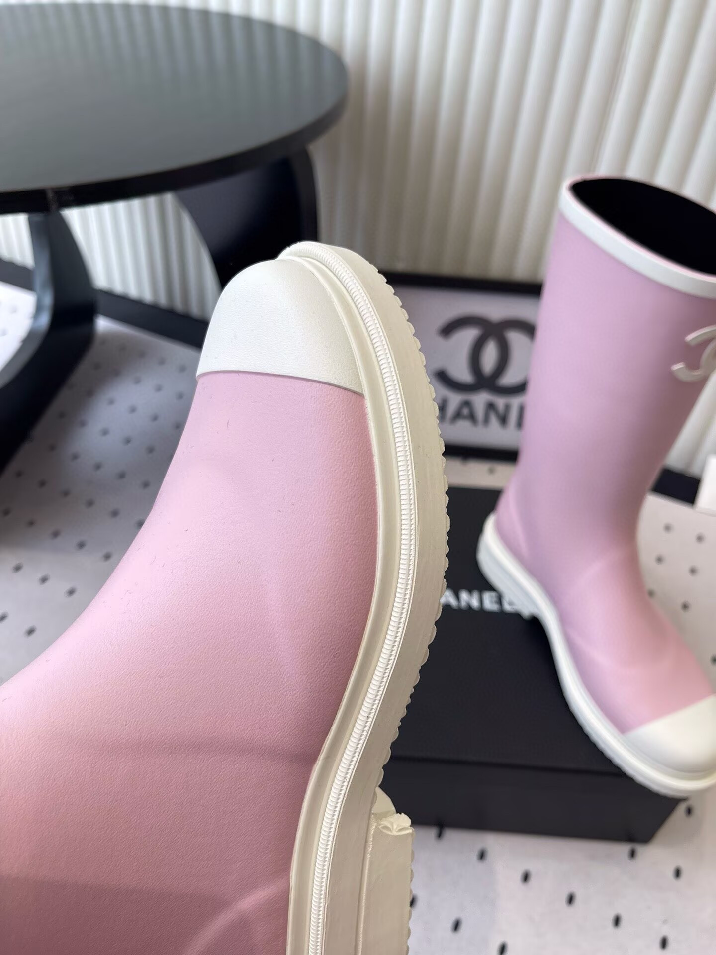 ua Ch*el boots (7-10 days production time)