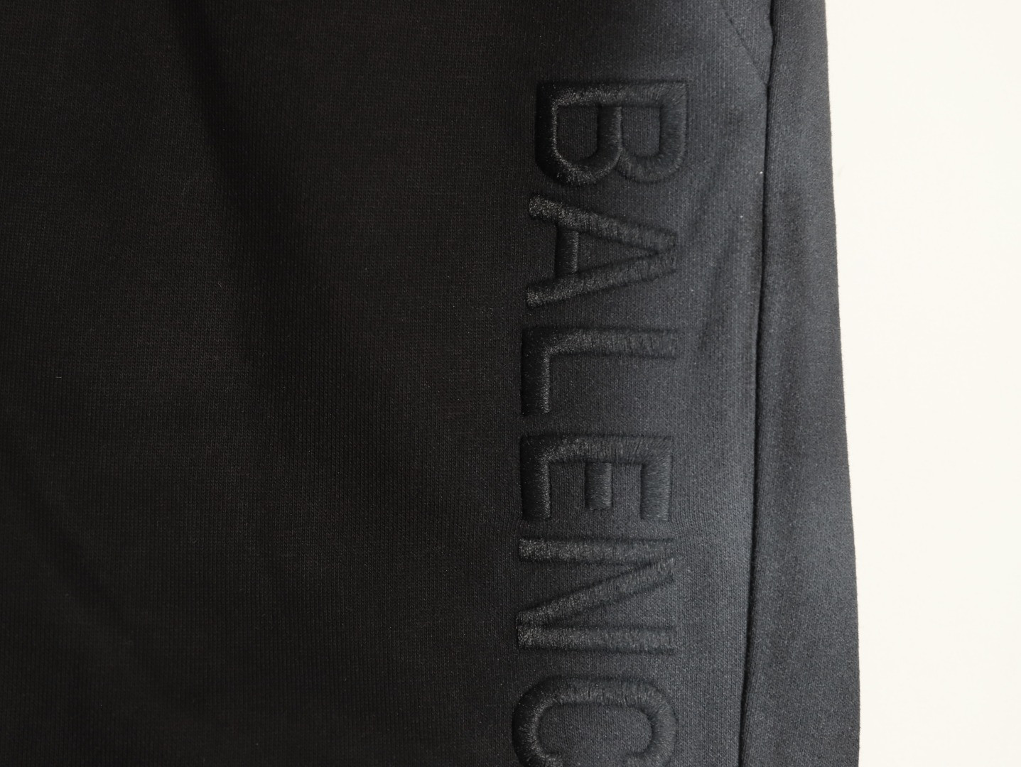 Ba*len*cia*ga shorts