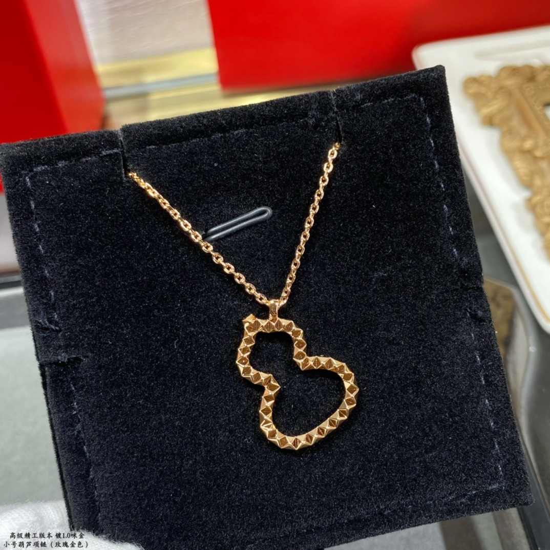 Qee1in small gourd necklace