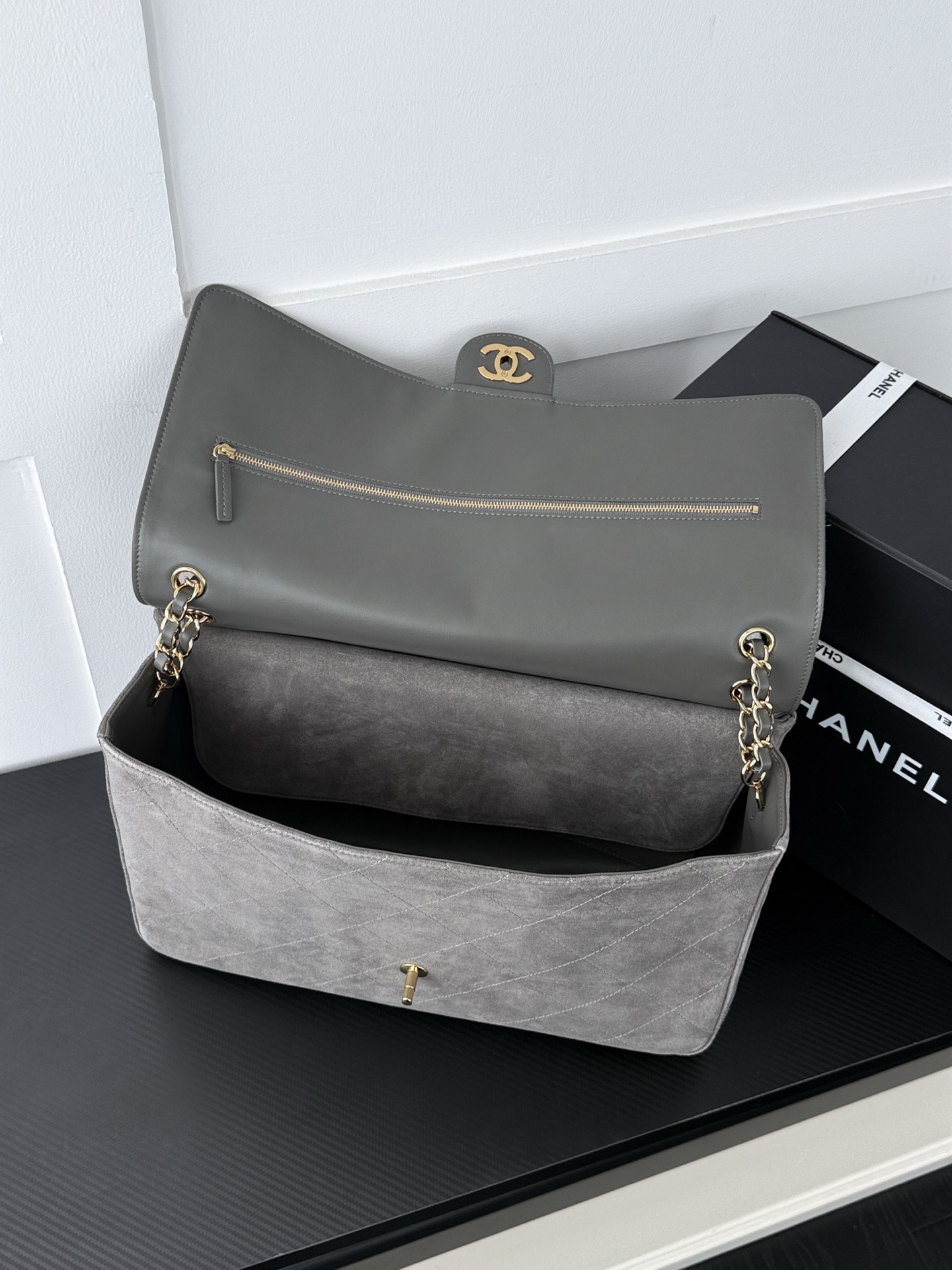 Ch*el flap bag as6628 38.5x26x11cm
