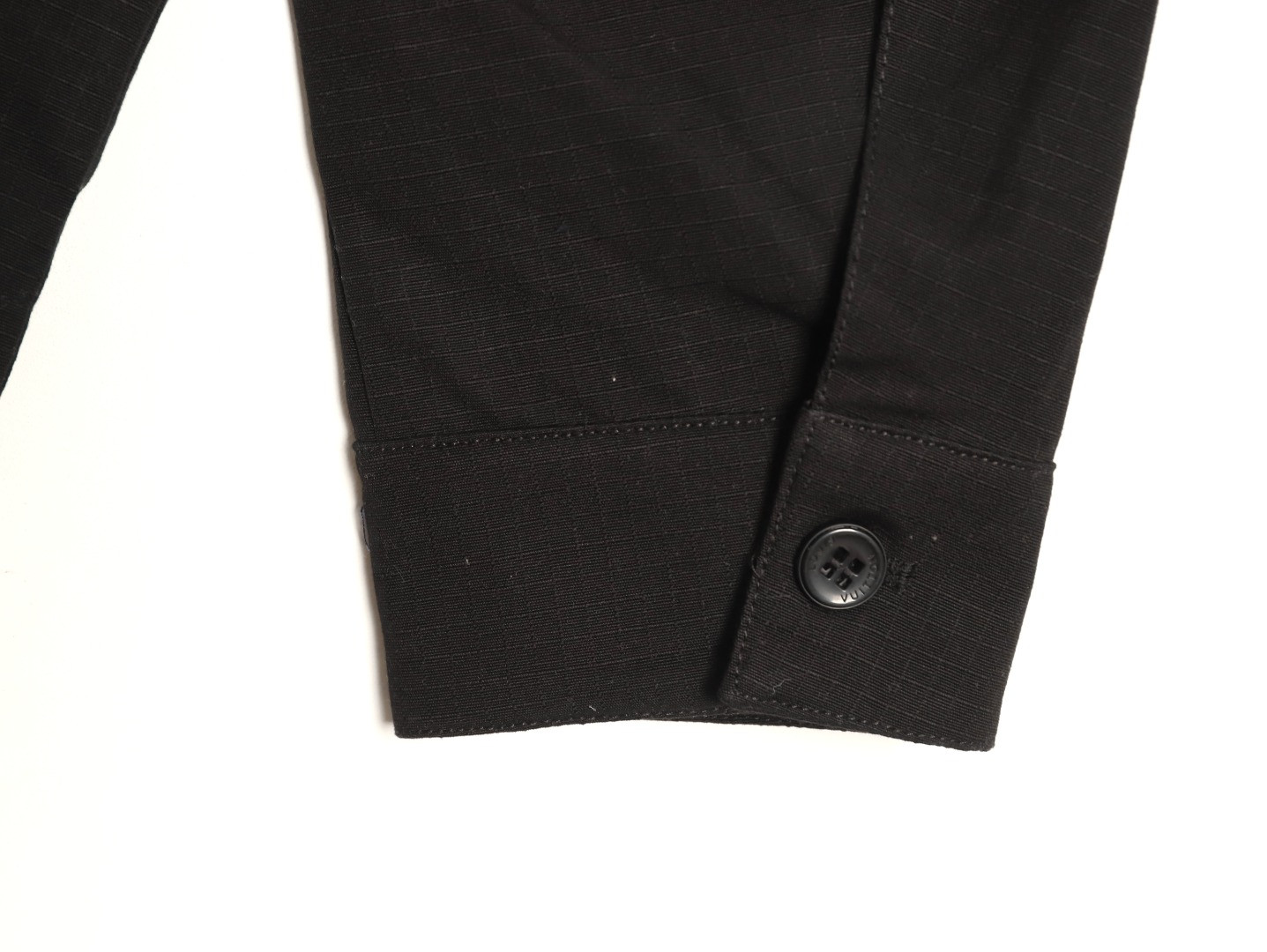 l0*is V*t0n lv jacket
