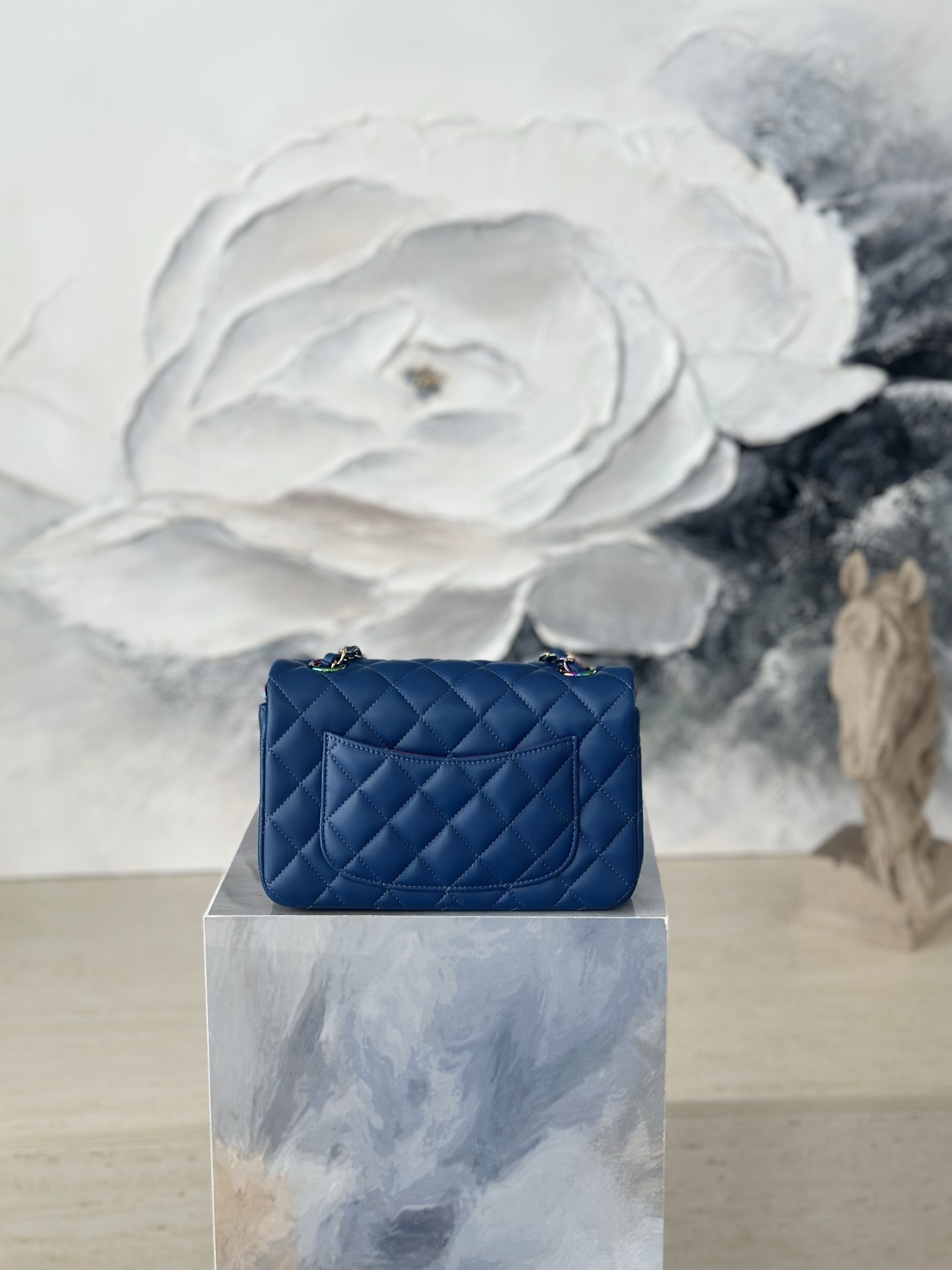 Ch*el flap bag as1116 20x12x6cm
