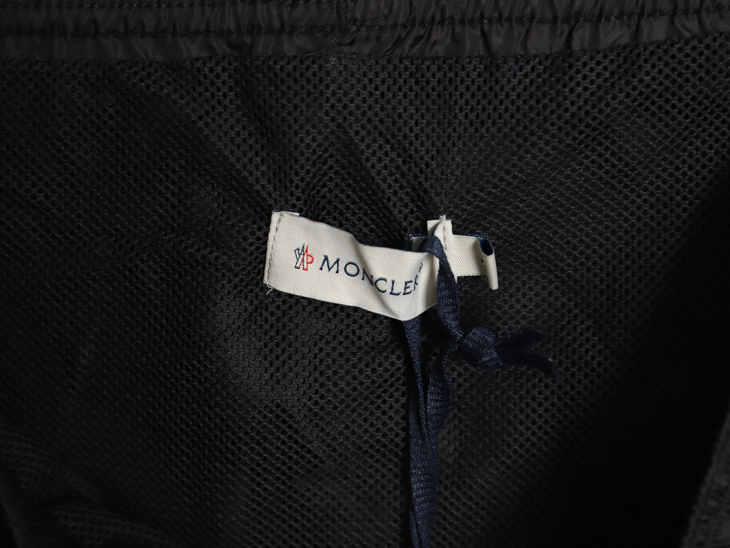 M0nc1er shorts