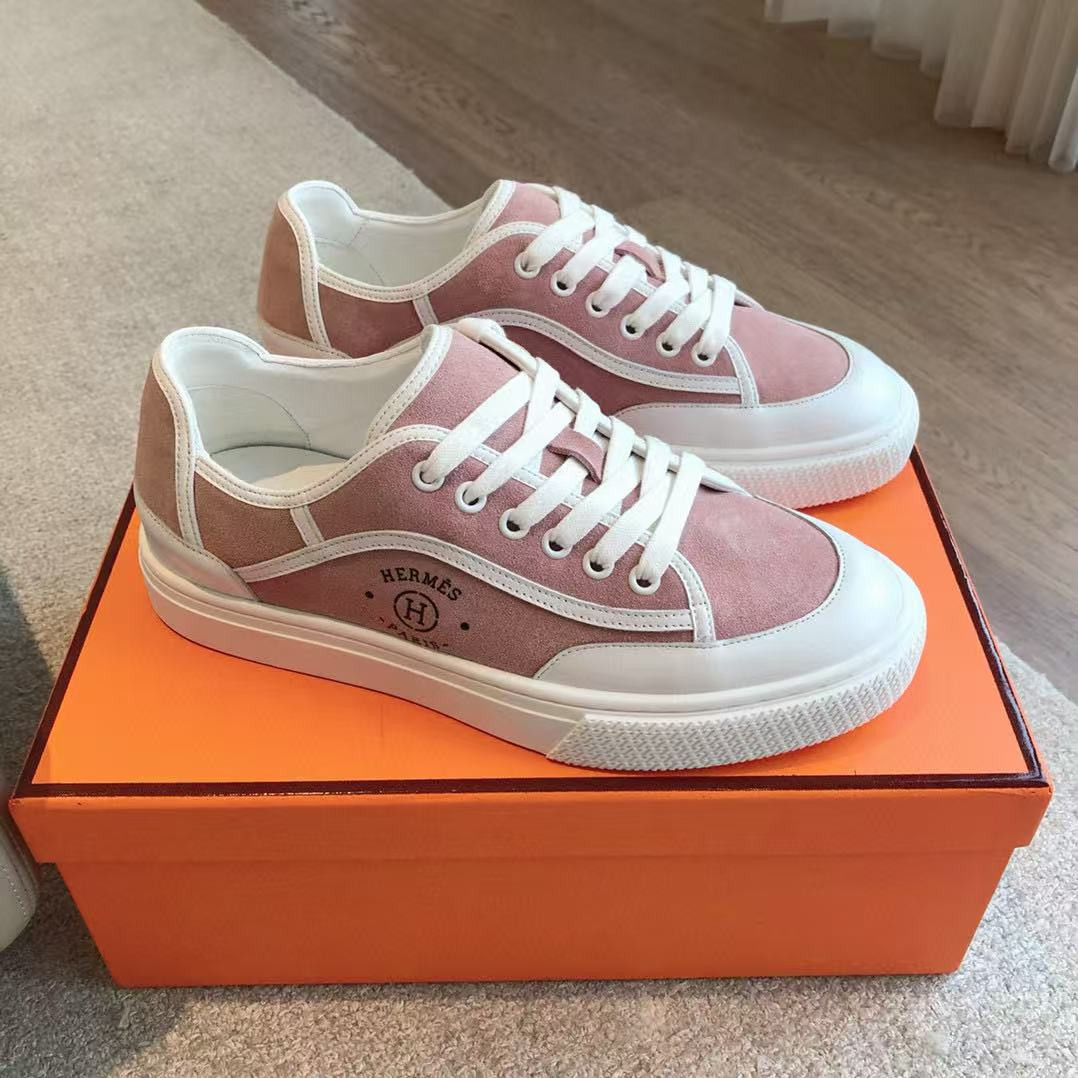 ua H**mes get sneaker