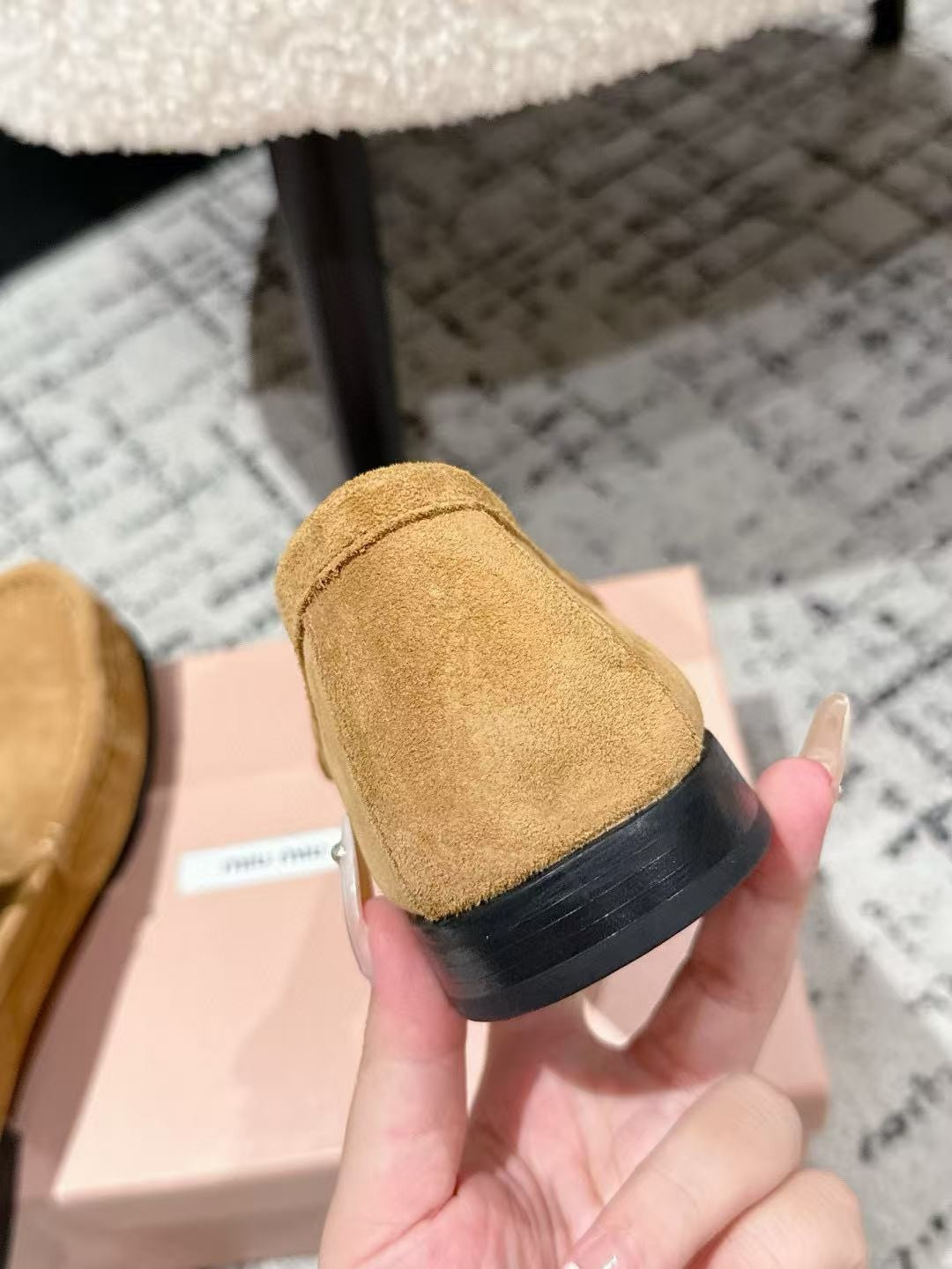 ua M1v M1v suede loafers