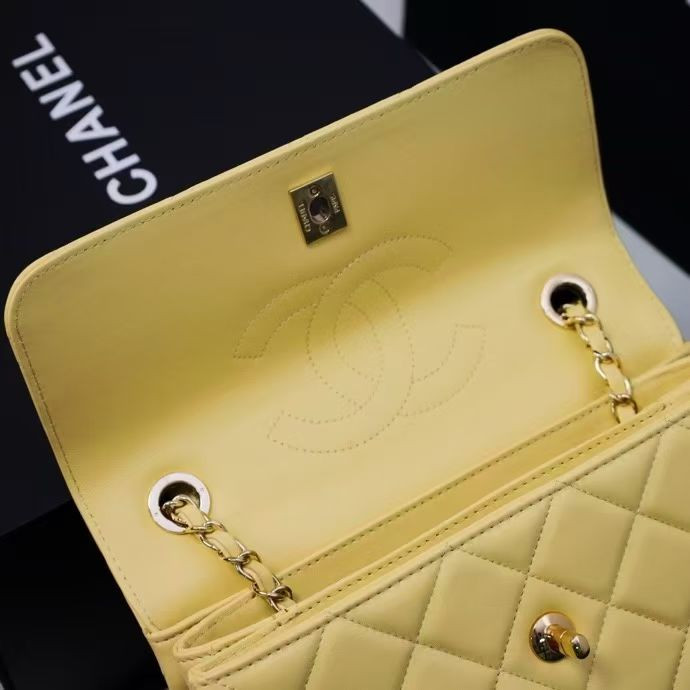 Ch*el flap bag with top handle 17x25x12cm