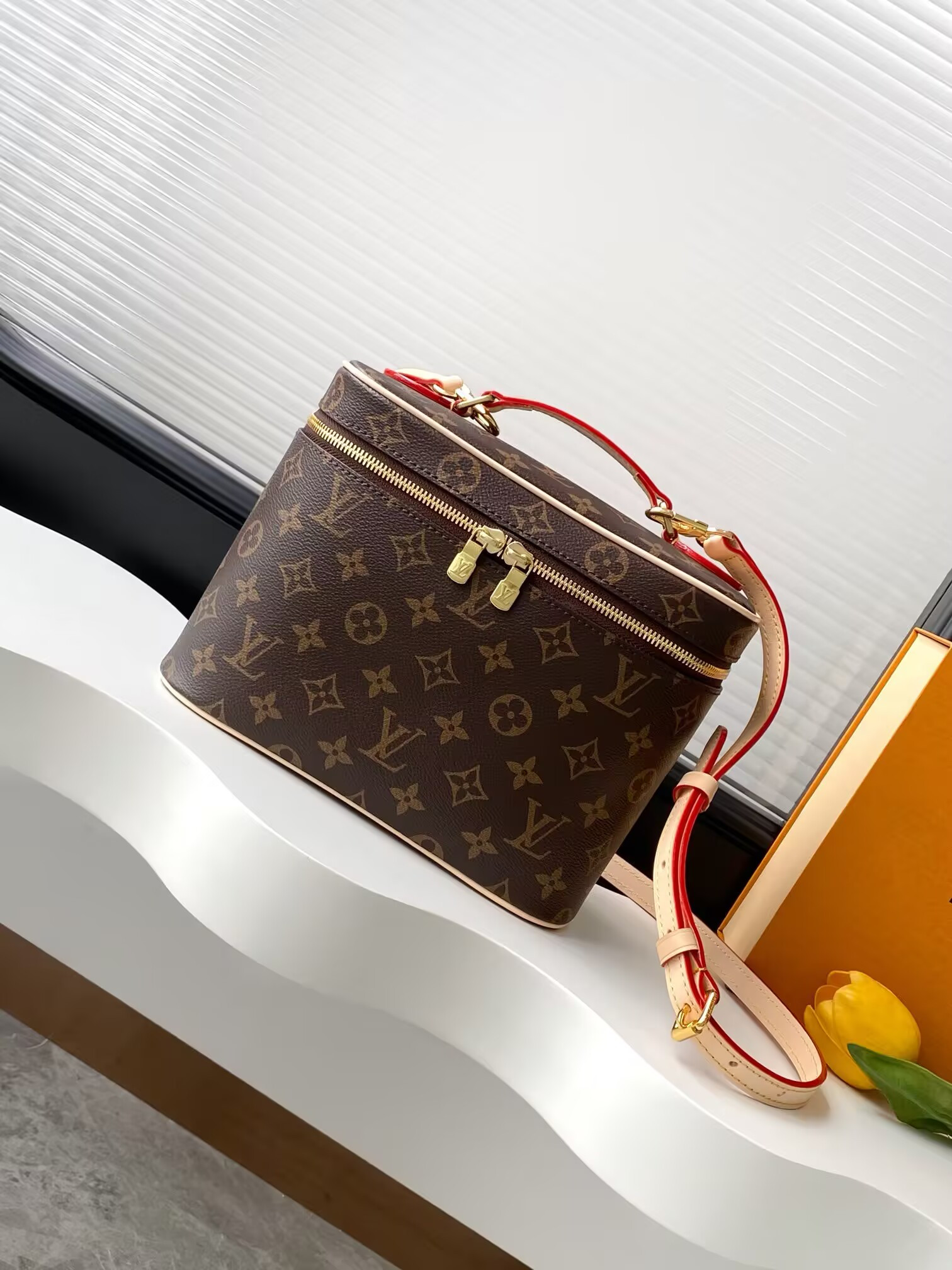 LV Nice BB M42265 24x18x14.5cm