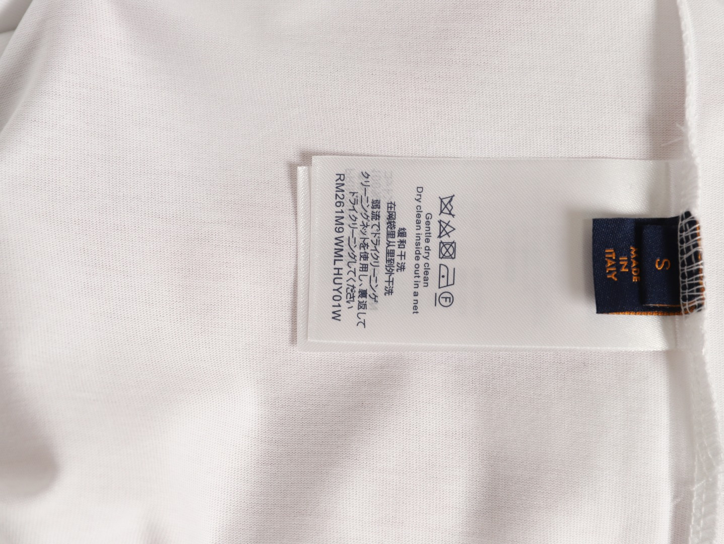 l0*is V*t0n short-sleeved t-shirt