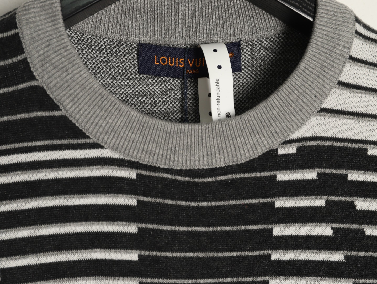 l0*is V*t0n knitting short-sleeved t-shirt