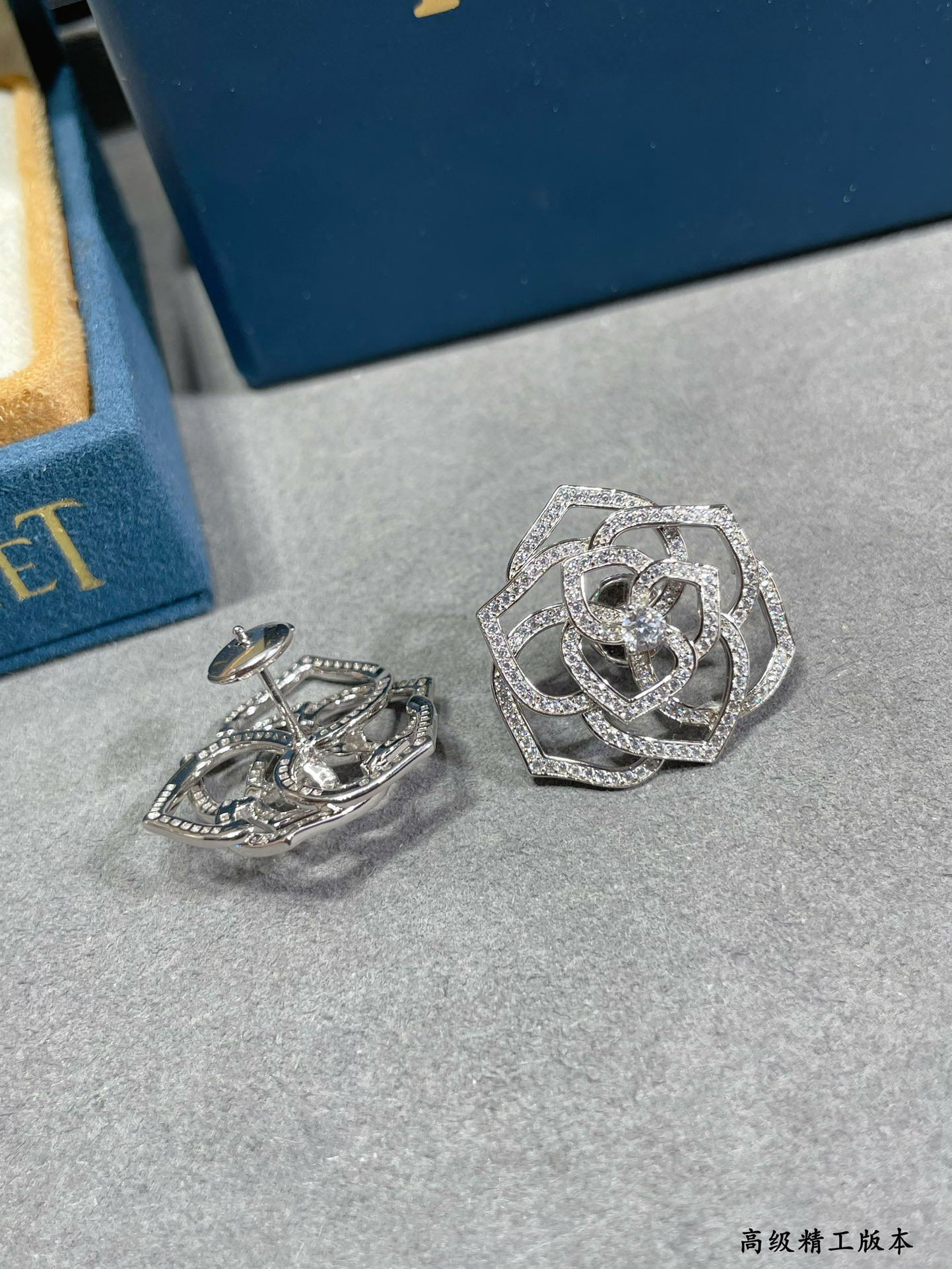P1aget fully di*m*nd-encrusted hollow rose earrings