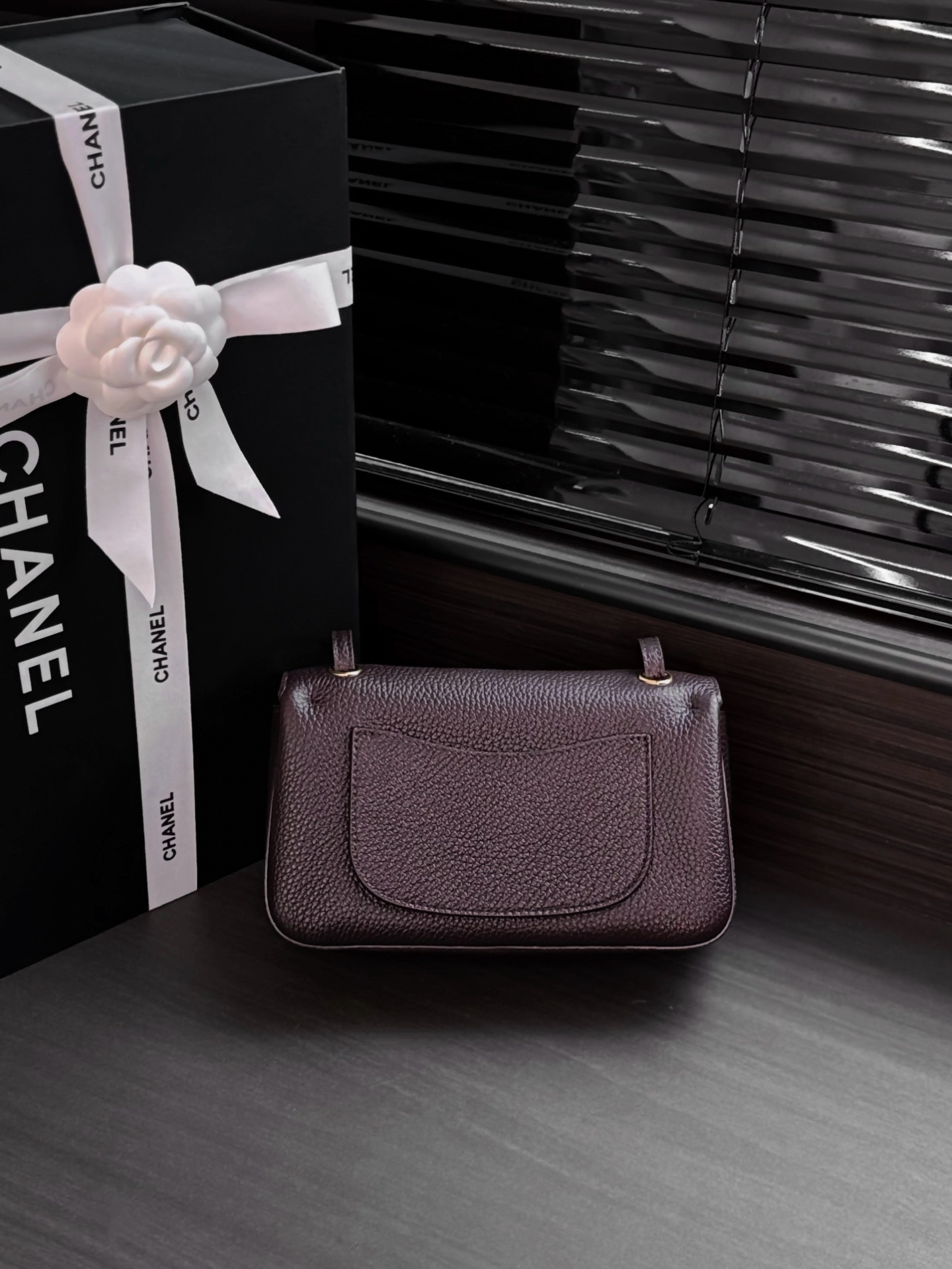 Ch*el mini flap bag coffee gold hardware as6573 13x20x6cm