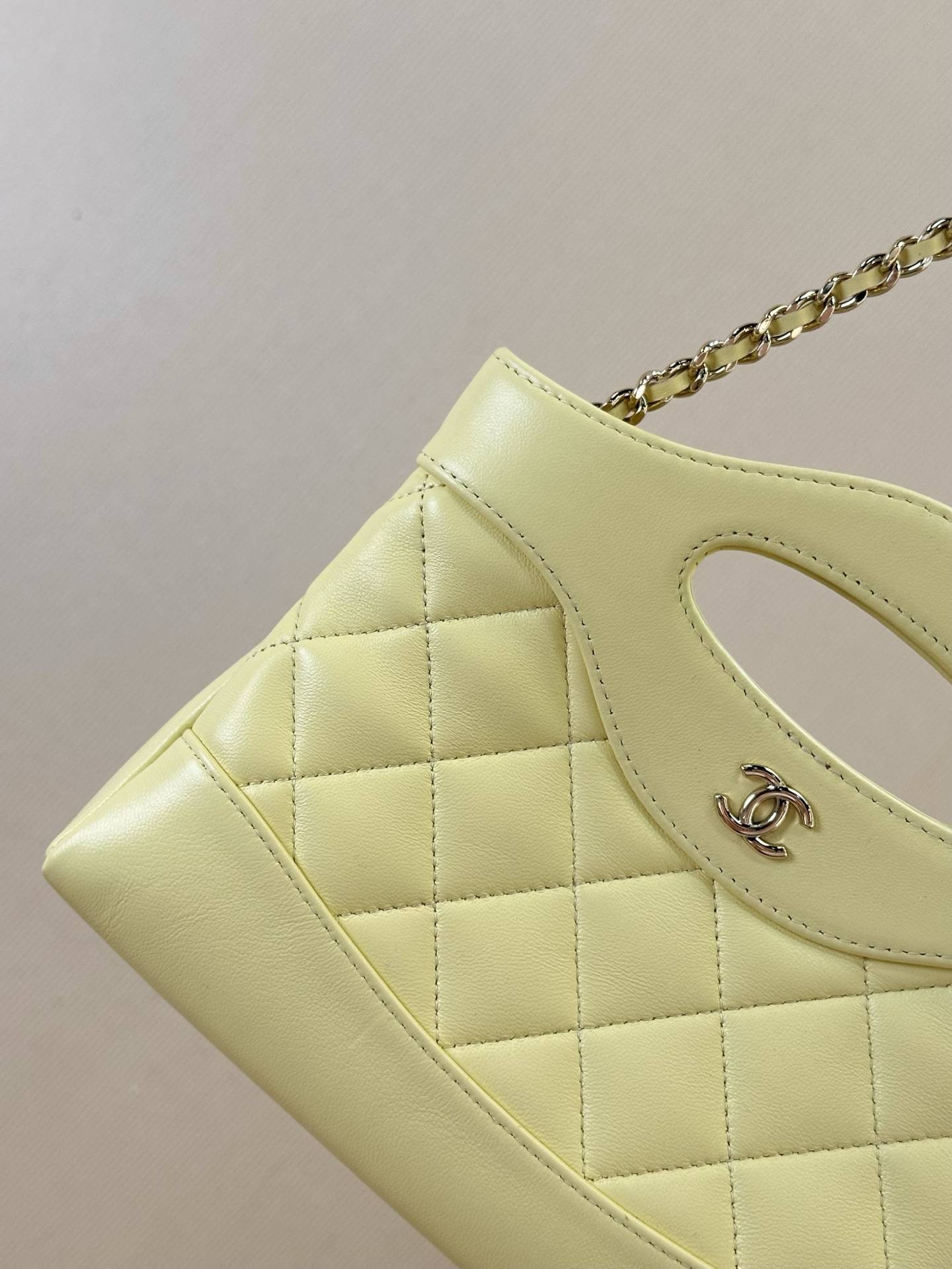 Ch*el nano chain bag 17.5x20.5cm