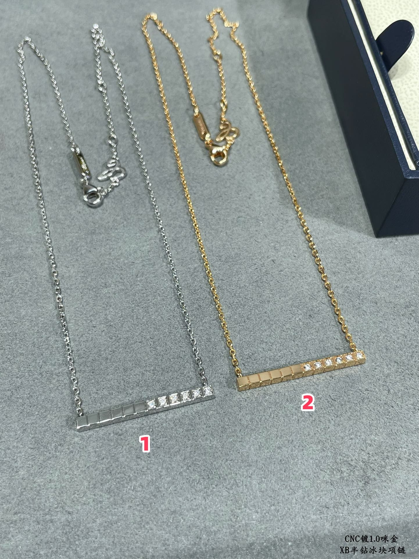 Ch0pard half di*m*nd ice cube necklace