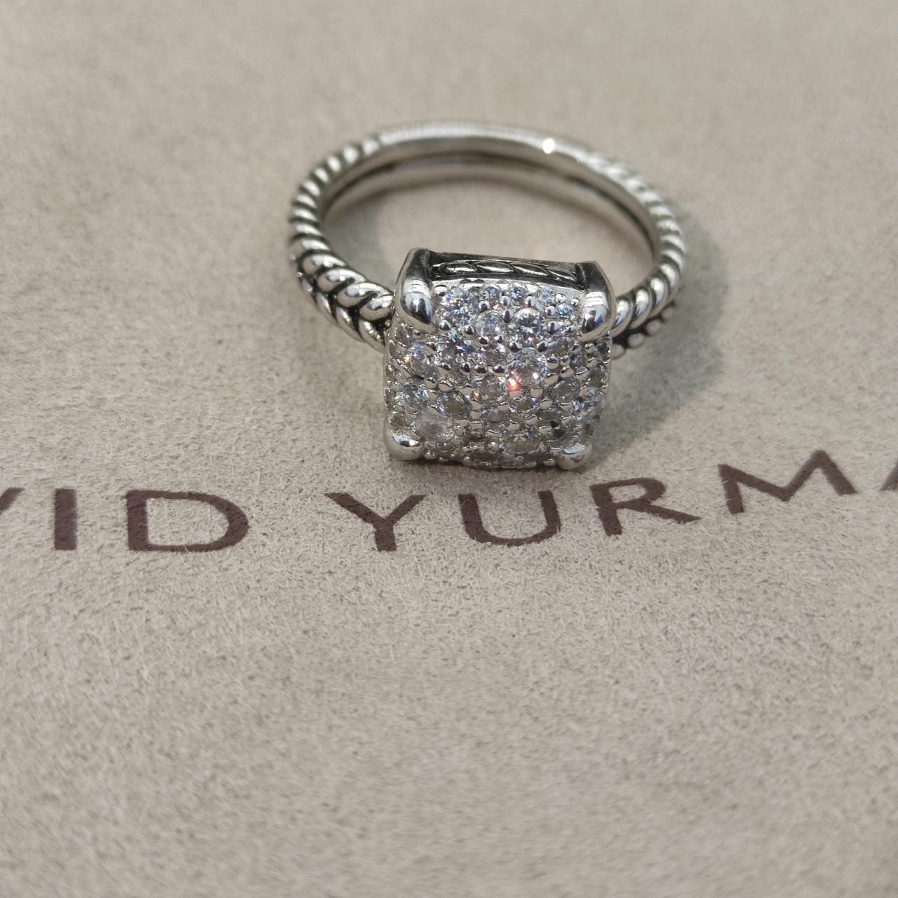 dau1d Yvrm*n four prong full di*m*nd ring
