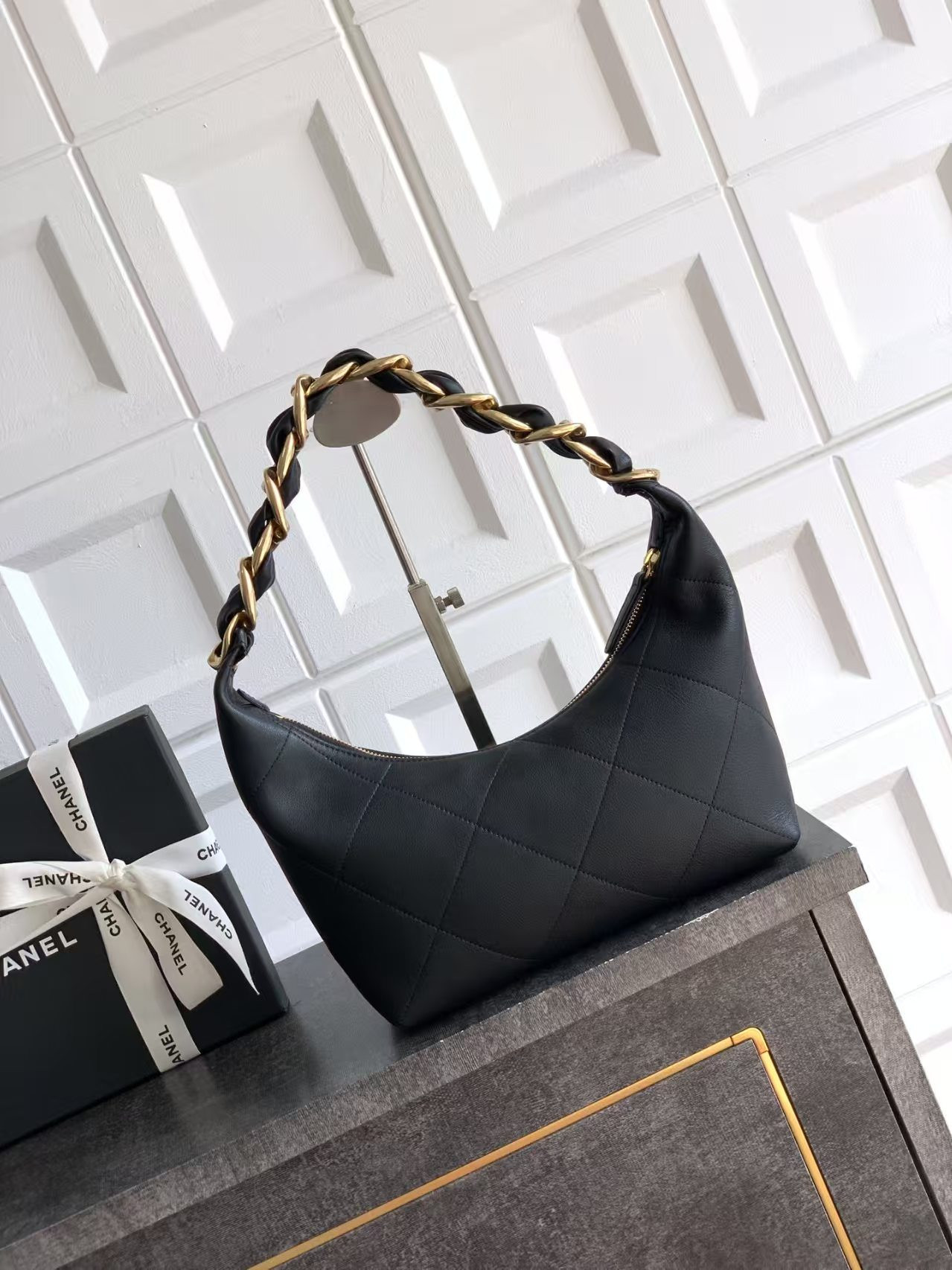 Ch*el hobo handbag 24x28x8cm