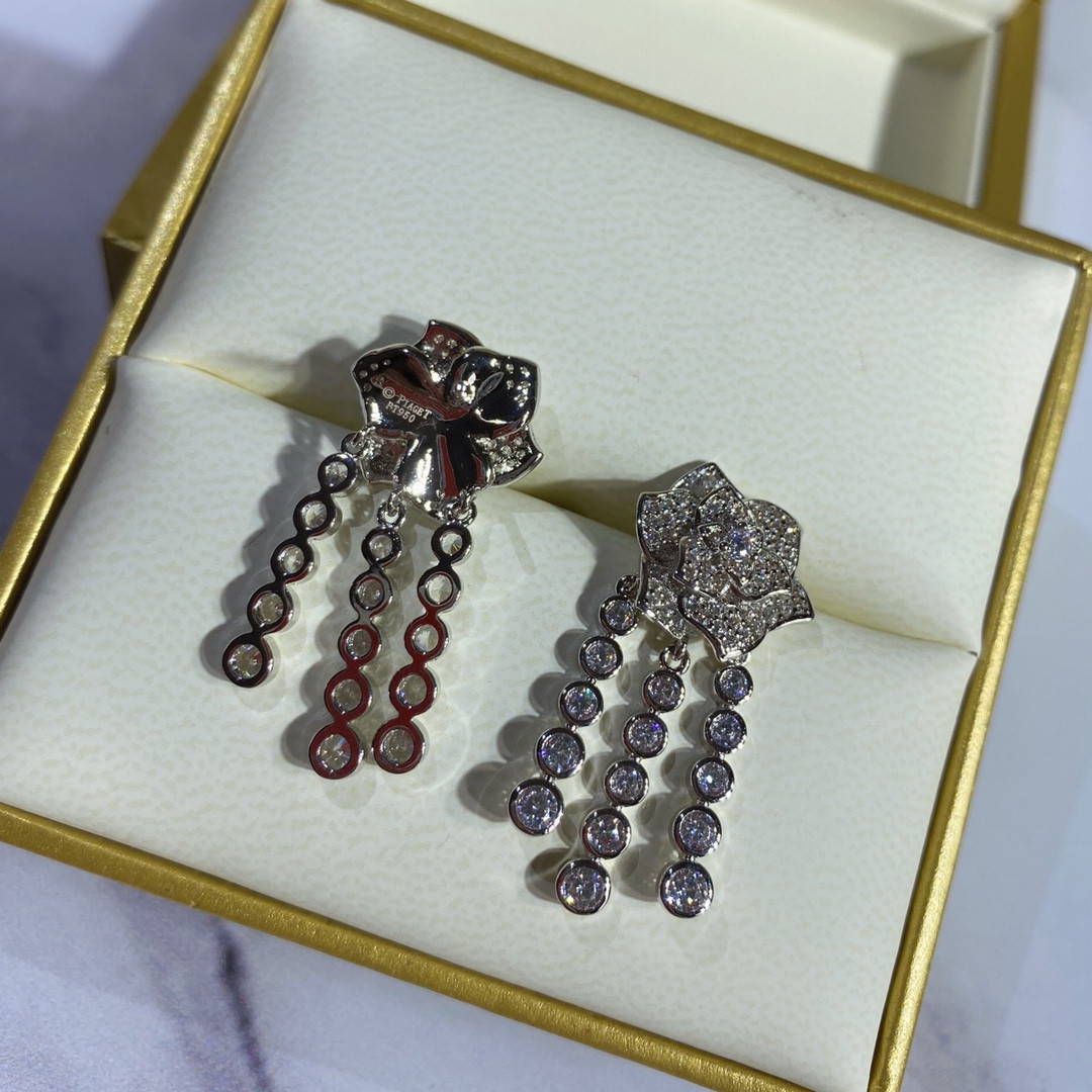 P1aget tassel rose earrings
