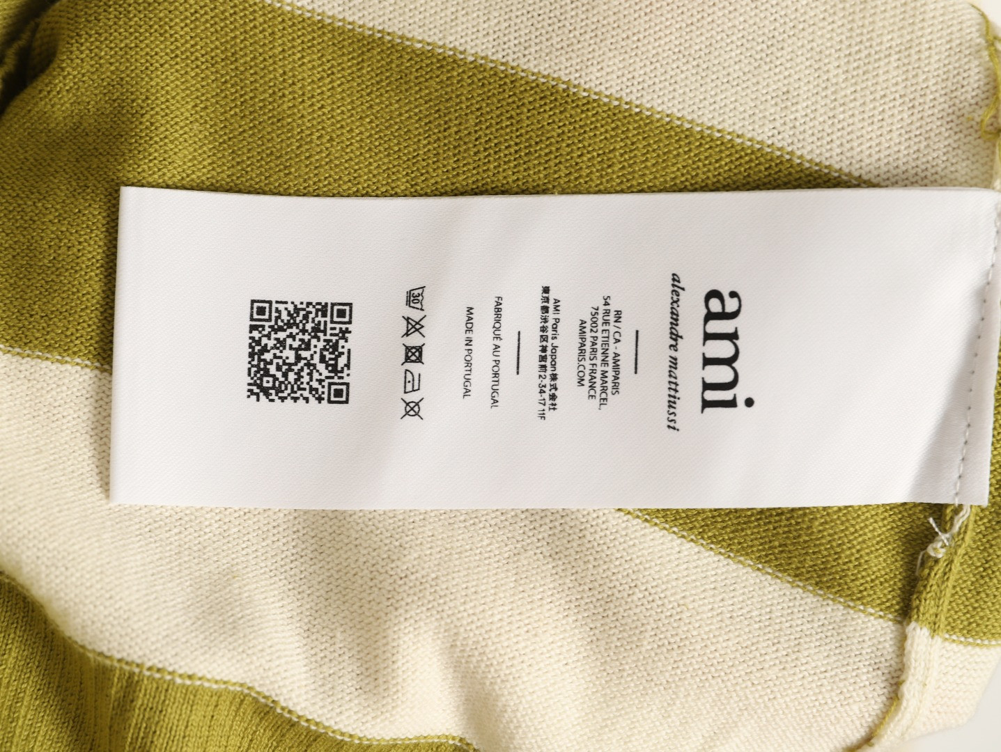 AMI Paris Long-sleeved Knitting Cardigan