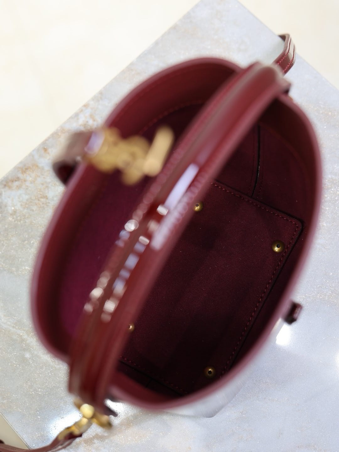 Y*L le 37 mini in patent leather 15x13x6cm