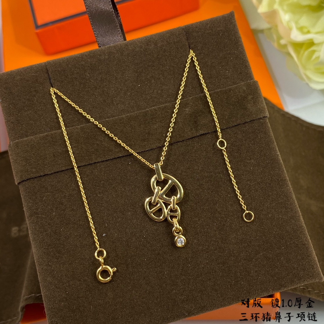 H**mes necklace