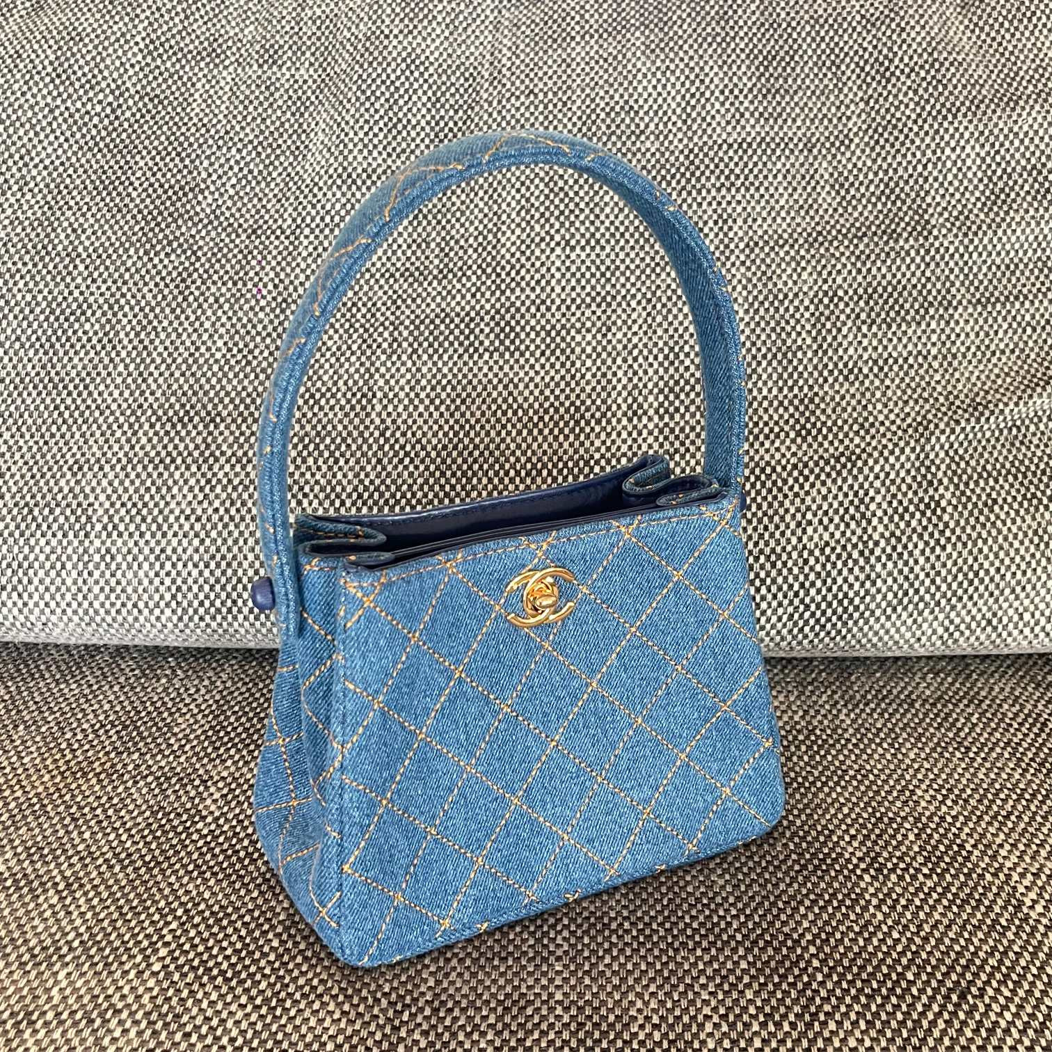 Ch*el mini classic handbag 18x13x7cm