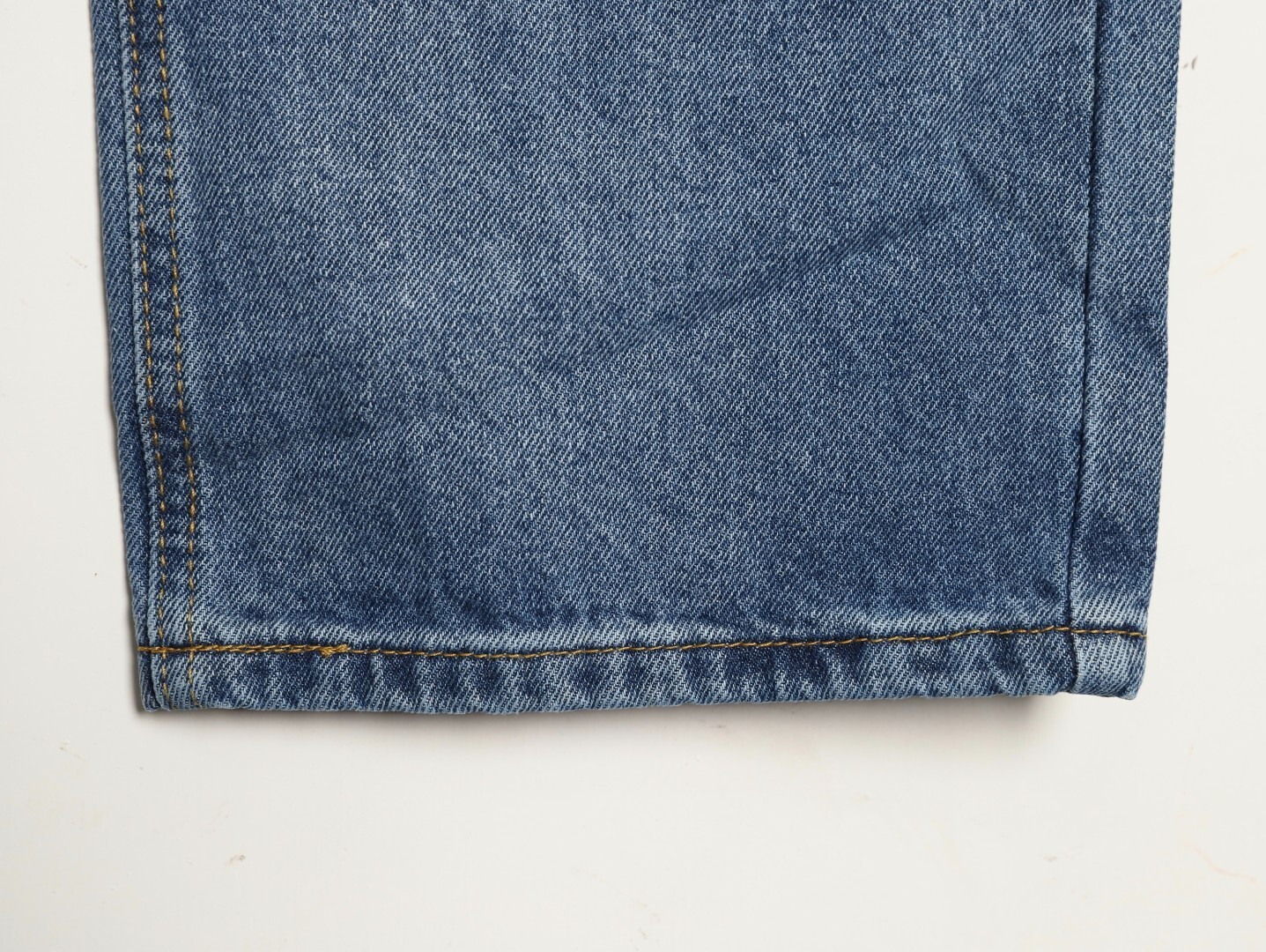 Ch**me He**ts jeans