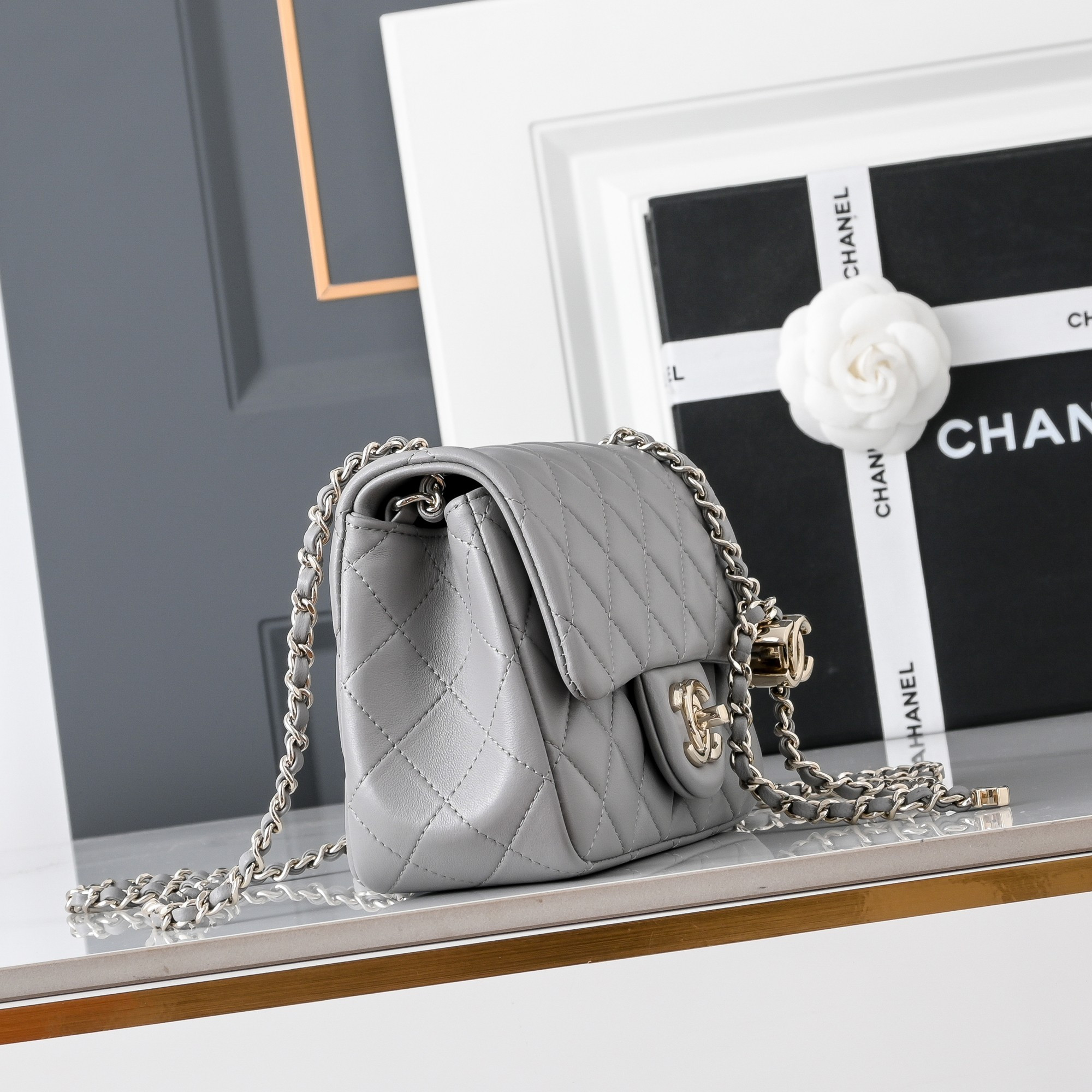 Ch*el classic flap handbag cf as5758 18x13x7cm