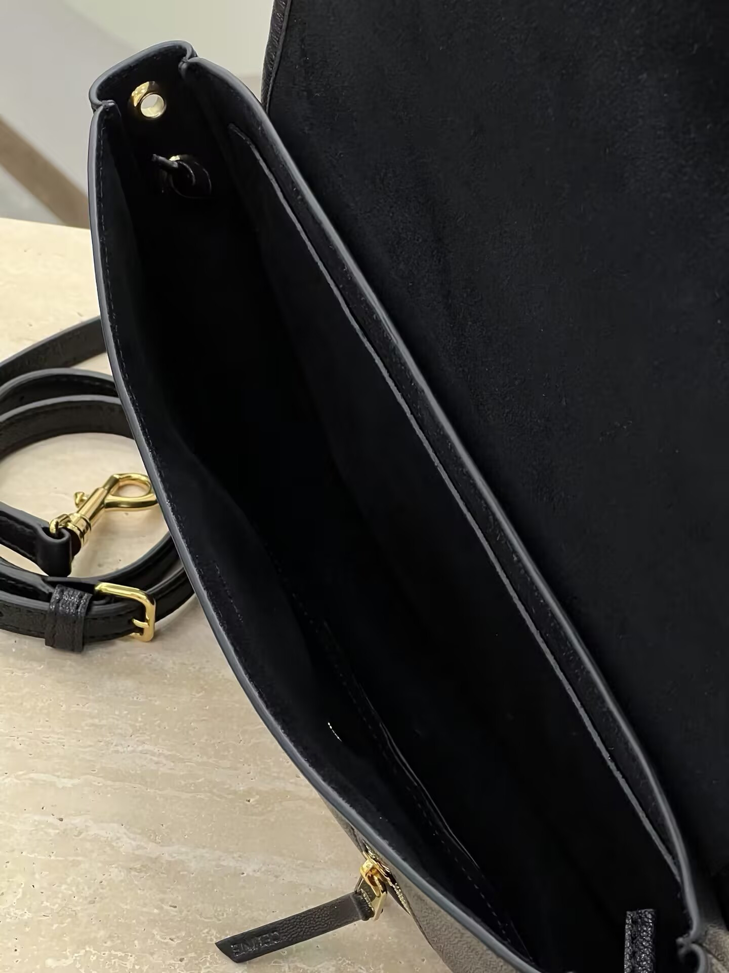 ce**e halfmoon soft triomphe bag in S*pple shiny lambskin 25x13x5cm