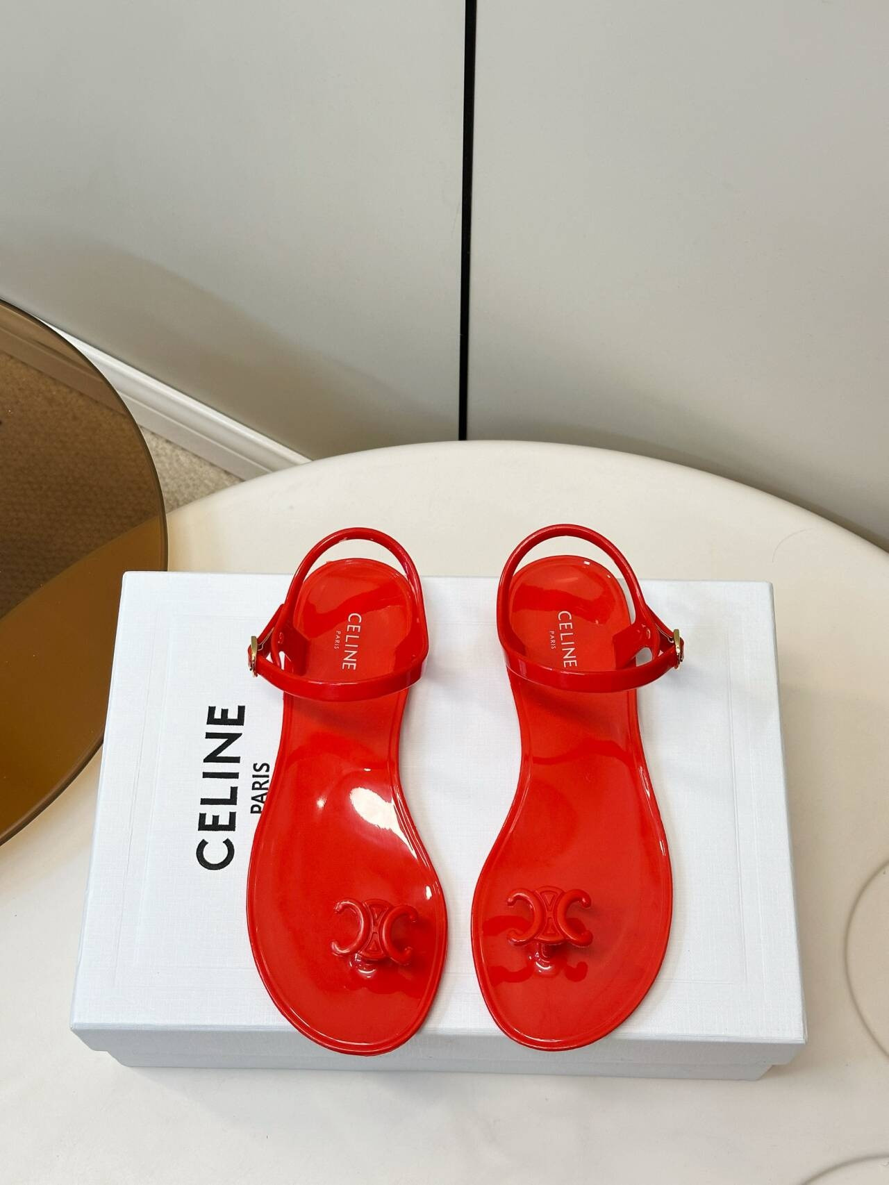 ua Ce**e jelly bay sandal