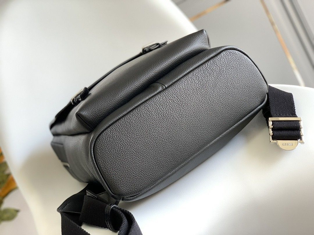 L0ew* military backpack 39x28.5x11cm