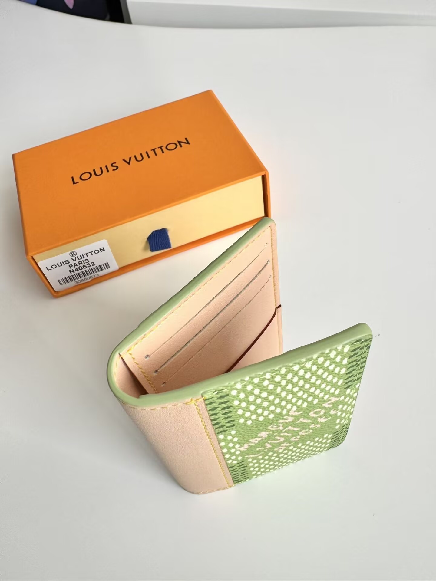 LV Wallet Card Holder N40632