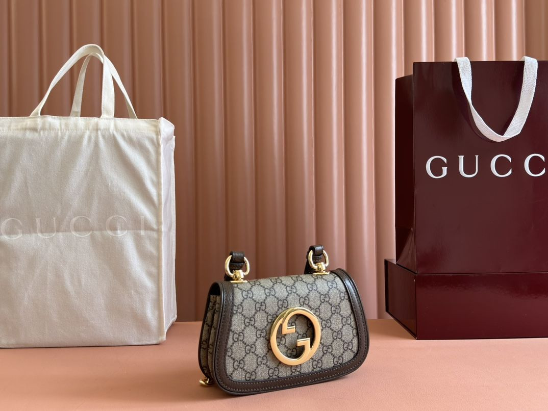 G*u*i blondie shoulder bag 21x13x7cm
