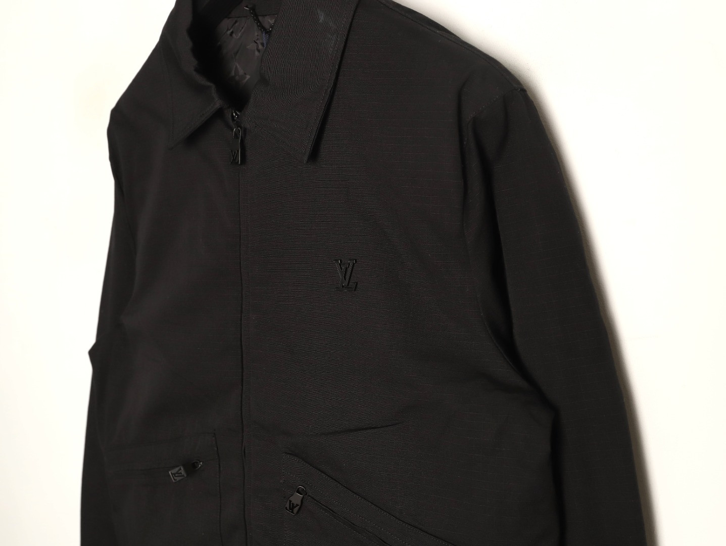 l0*is V*t0n lv jacket