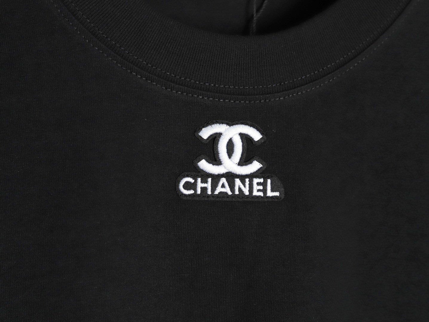 Ch*el 25ss short-sleeved t-shirt