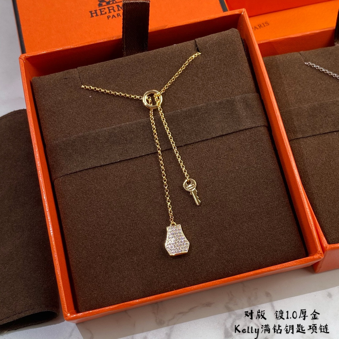 H**mes lock and key necklace