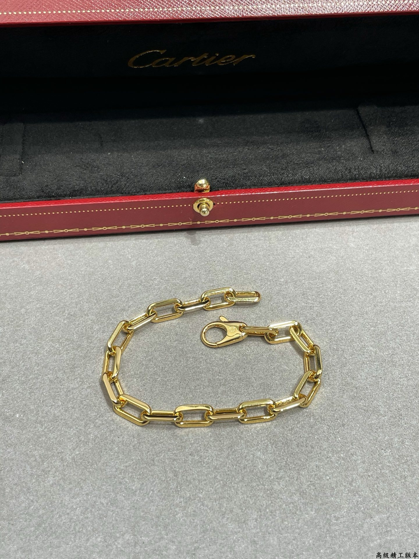 Ca*t*er santos de bracelet(chain length 20cm)