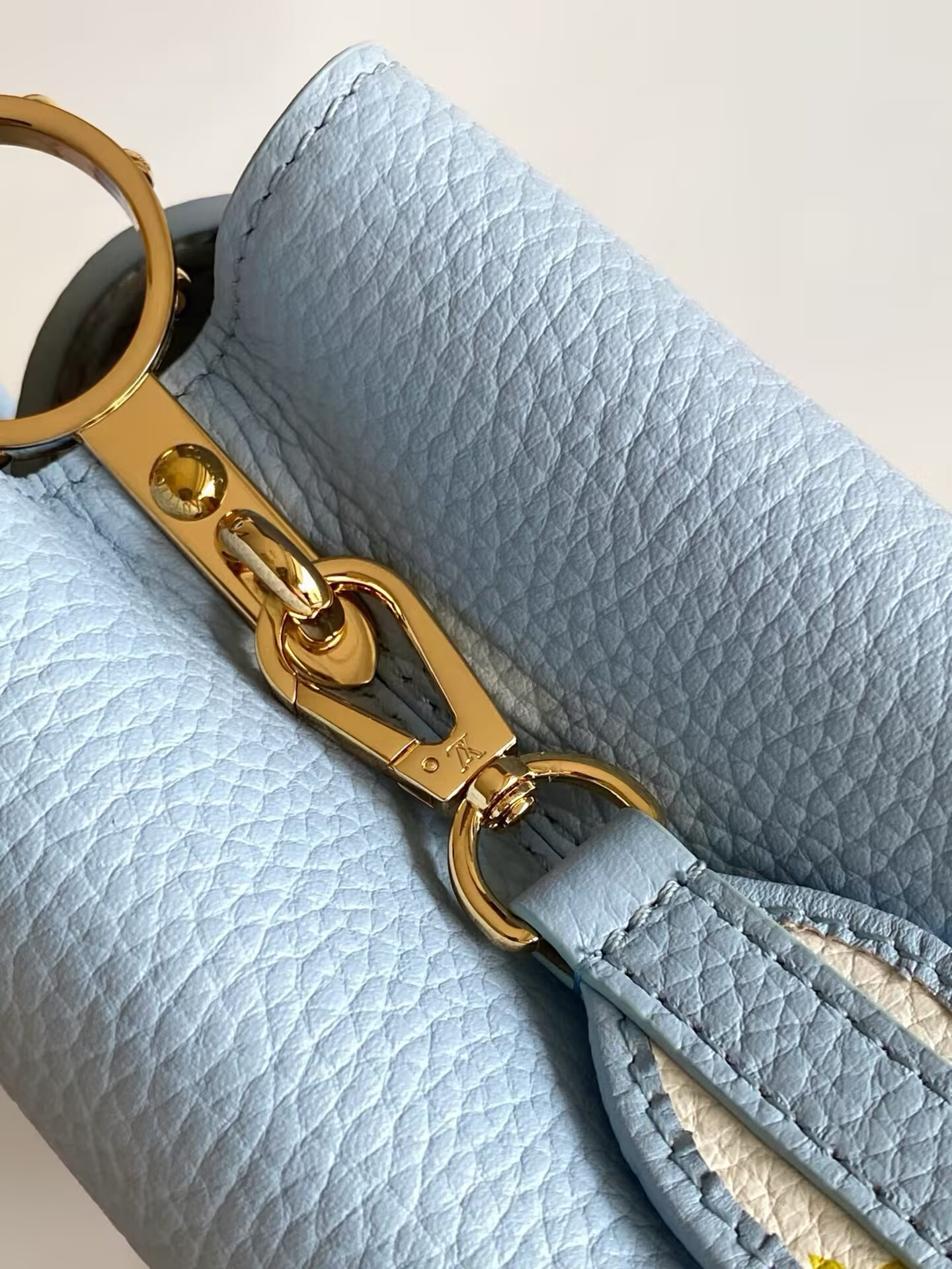 LV x TM Capucines BB M27638 27x17.3x9cm