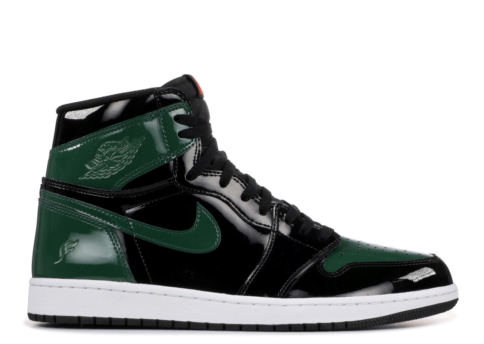 The SoleFly x Air Jordan 1 High “Friends & Family”