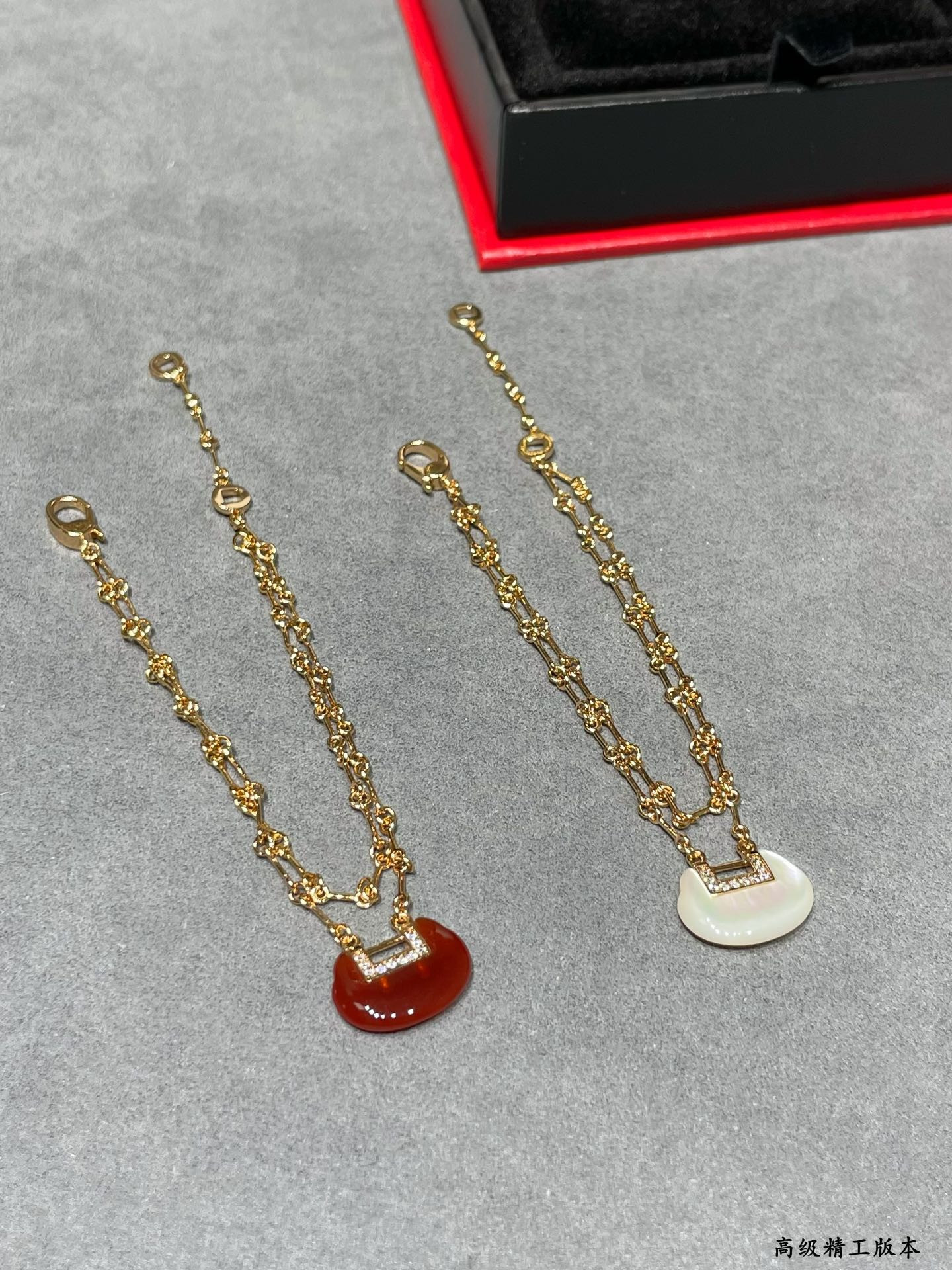Qee1in yuyi ruyi mother-of-pearl bracelet