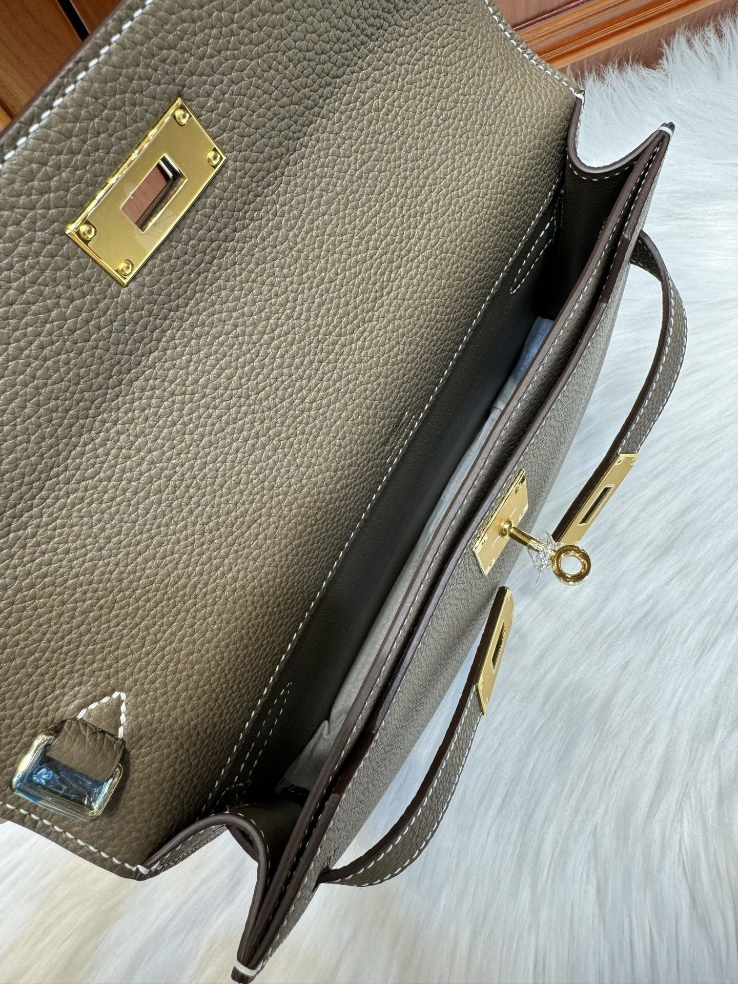 H**mes kelly depeches togo 25cm