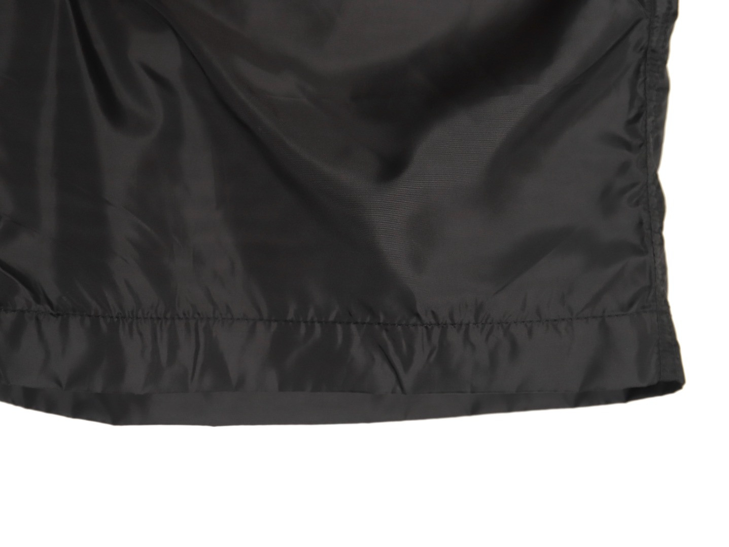 M0nc1er shorts