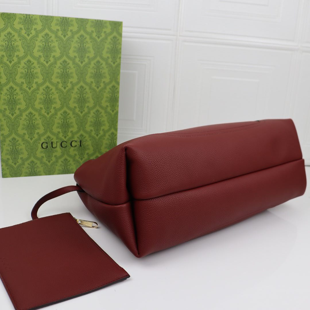 G*u*i softbit maxi shoulder bag leather 46x26x16cm