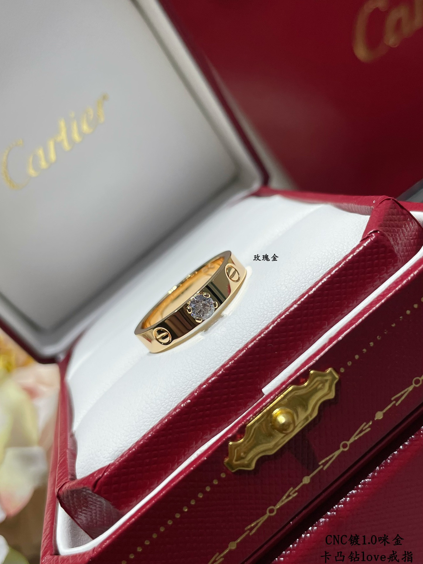 ca*t*er convex Di*m*nd love stud ring