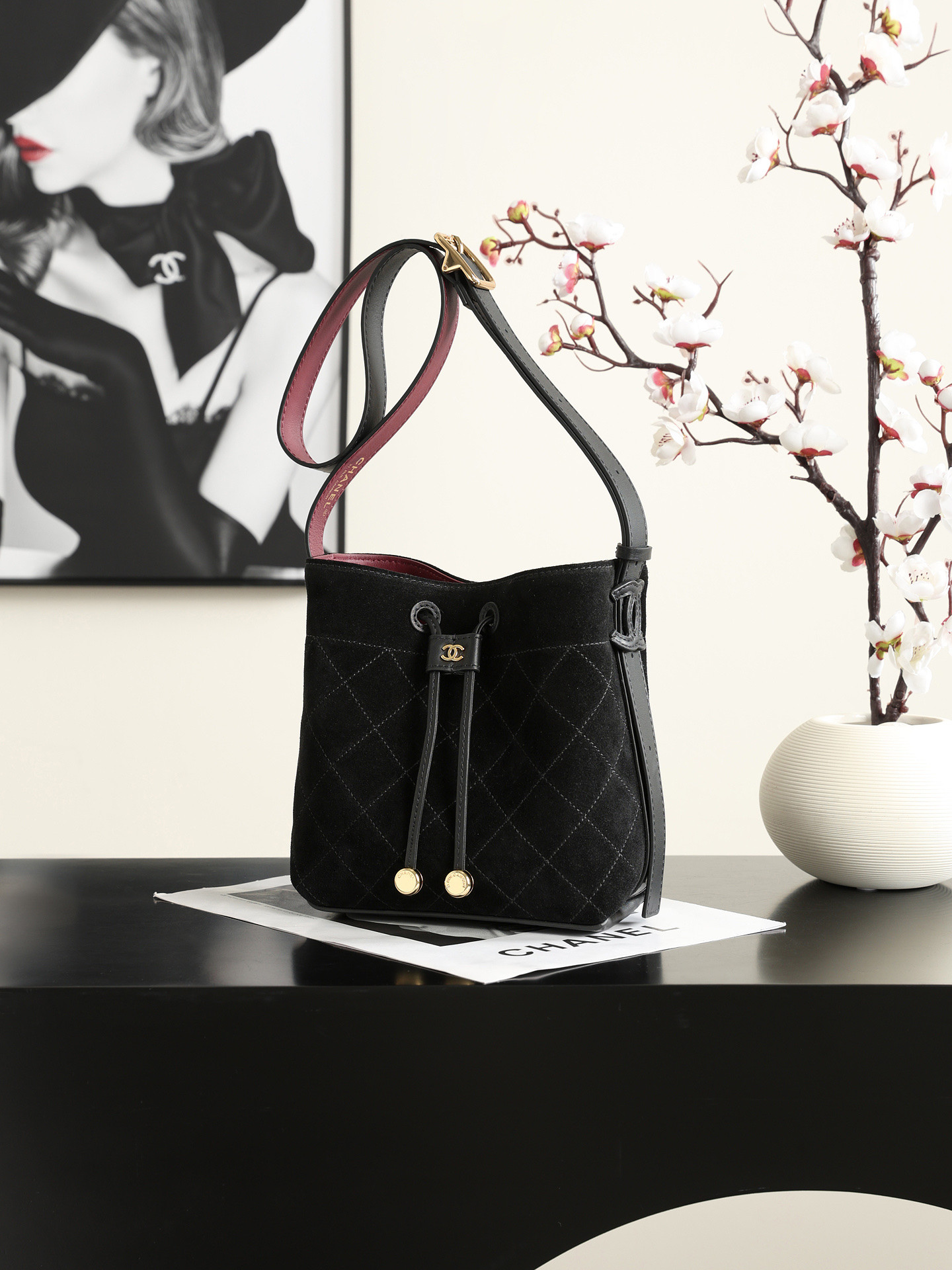 Ch*el bucket bag as6537 18x18x10cm