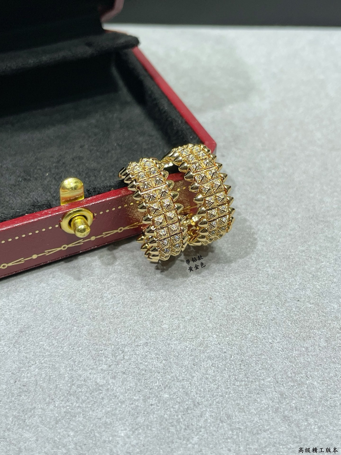 ca*t*er double-row bullet earrings with Di*m*nds