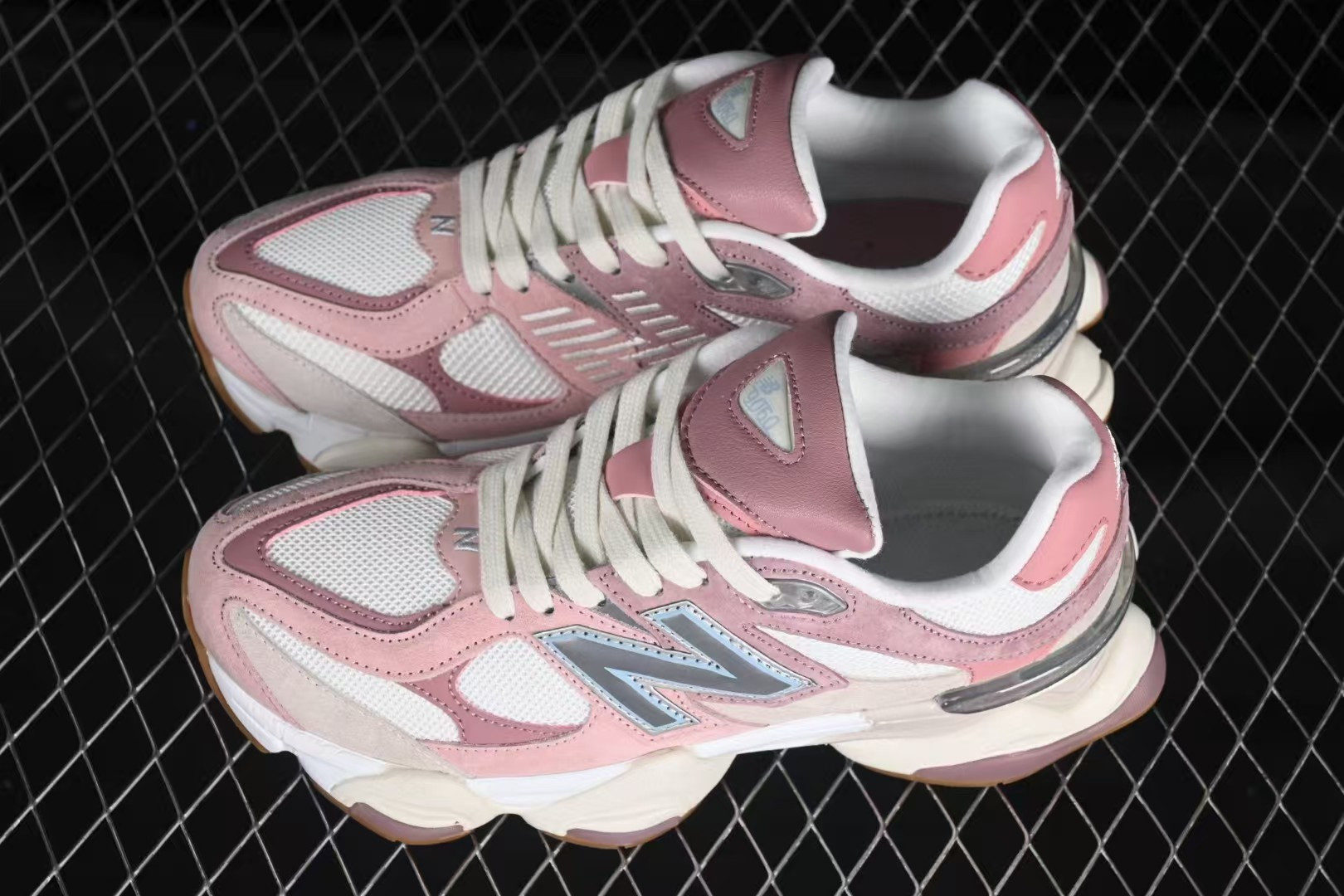 ua new Ba1an*e 9060 "rose pink"
