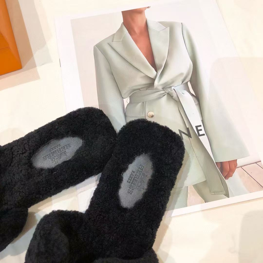 ua H**mes oran sandal